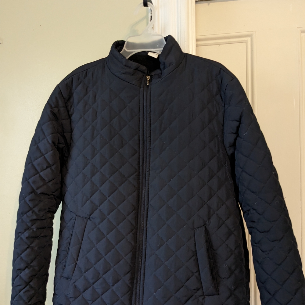 Navy Blue Quilted Puffer Jacket with Stand-Up Collar and Slim Fit